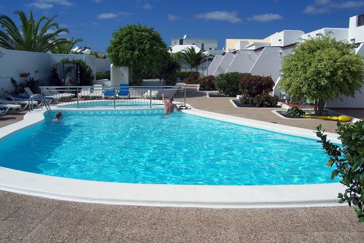 Pool Hotel
