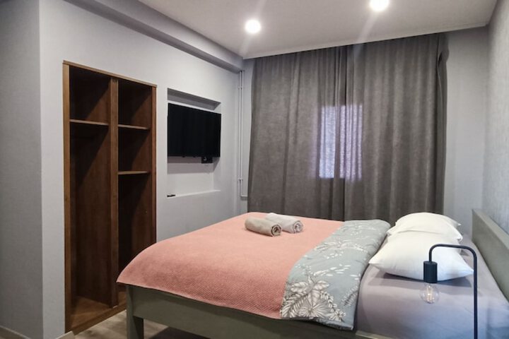 Room 13 of 25
