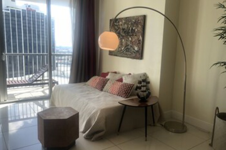Room 171 of 263