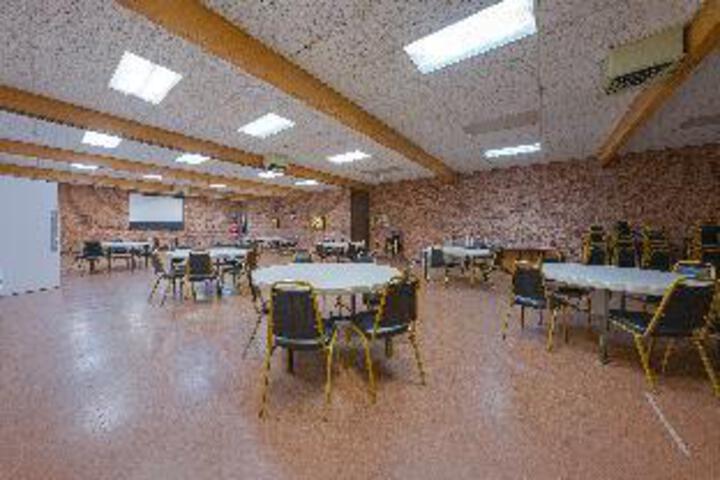 Ballroom/Hall 4 of 23