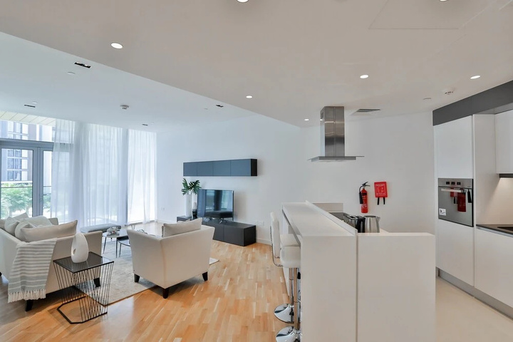 Room 2 of 21