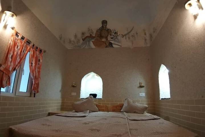 Room 10 of 46
