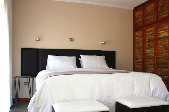 Room 5 of 85