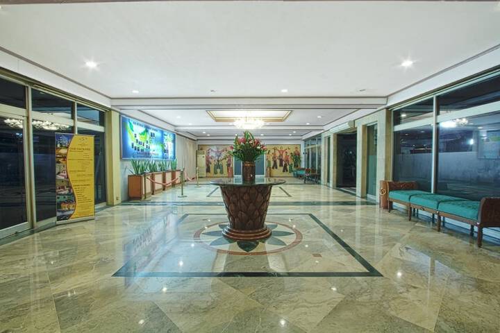 Lobby Photos