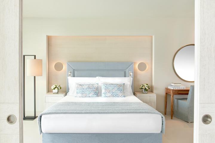 Room 15 of 254