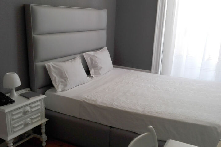 Room 13 of 29