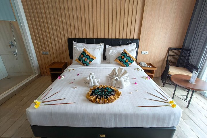 Room 19 of 73
