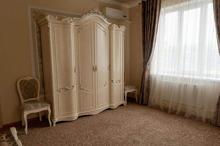 Room 15 of 66