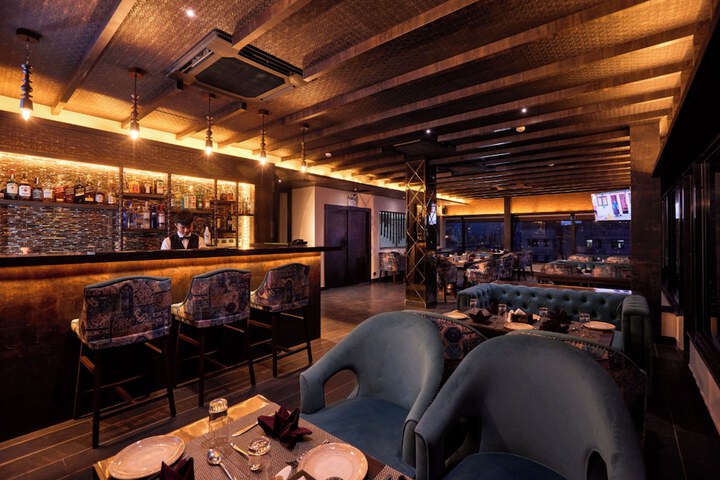 Lounge 95 of 118