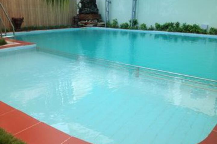Pool 61 of 66