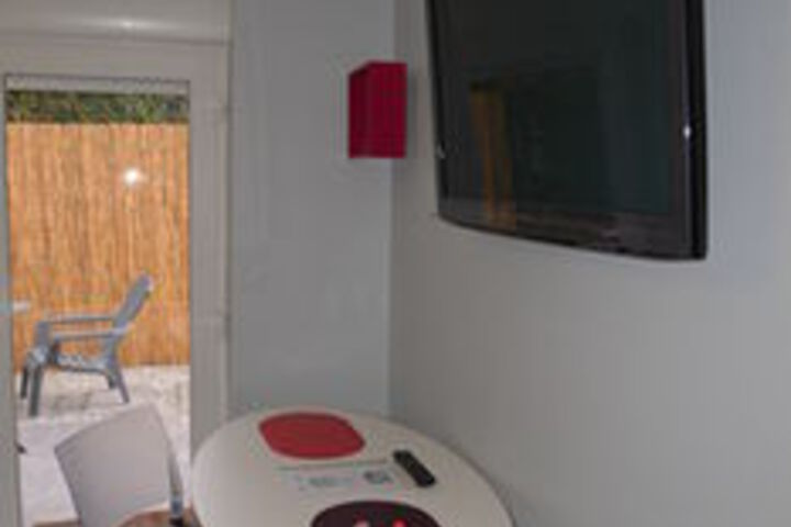 Room 11 of 14