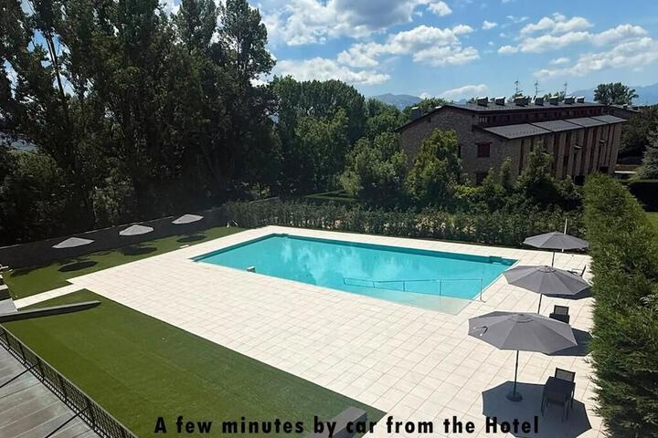 Pool 38 of 62