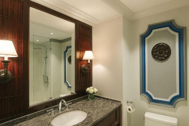 Bathroom Interior Photo