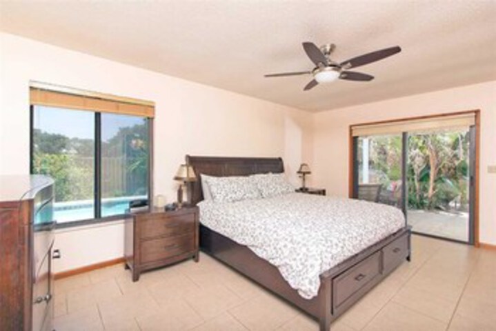 Room 18 of 22