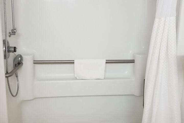 Room 16 of 20