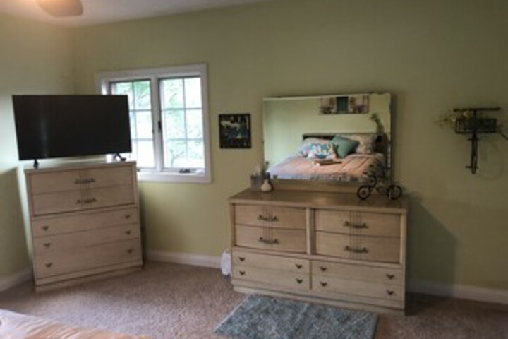 Room 22 of 38