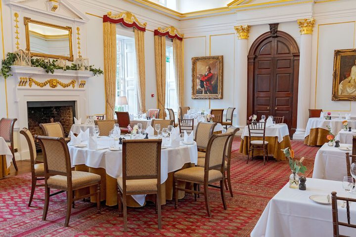 Dining 62 of 99