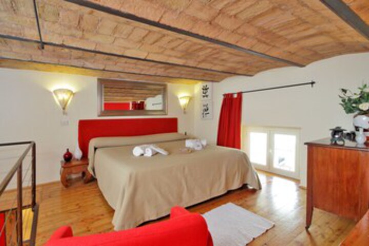Room 19 of 29