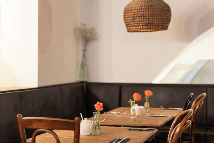 Dining 100 of 142