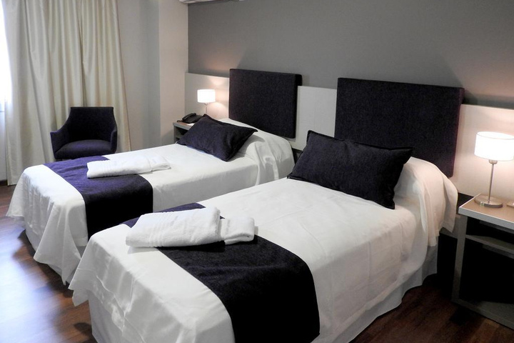 Room 3 of 21