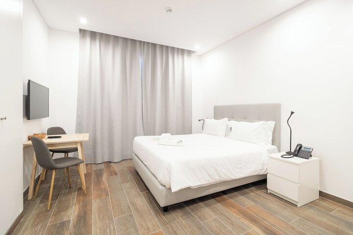 Room 20 of 49