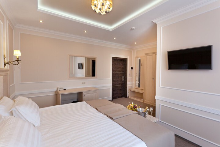 Room 12 of 31