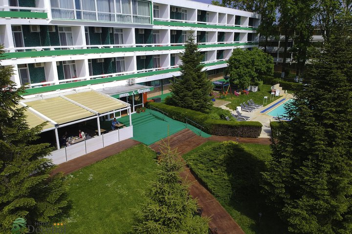 Hotel 43 of 44