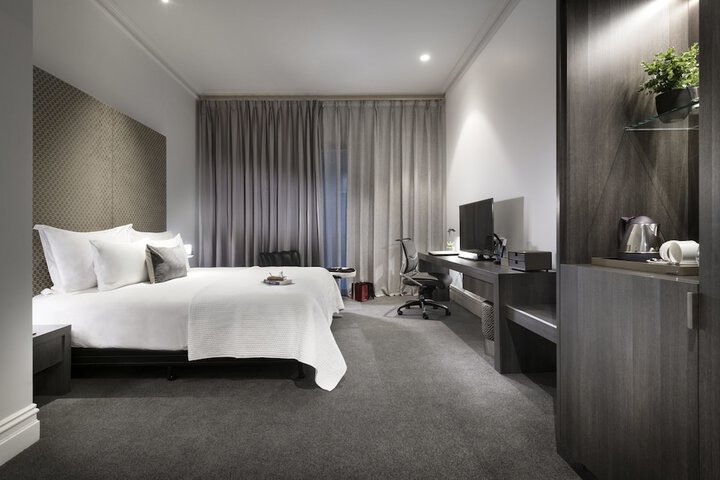 Room 36 of 83