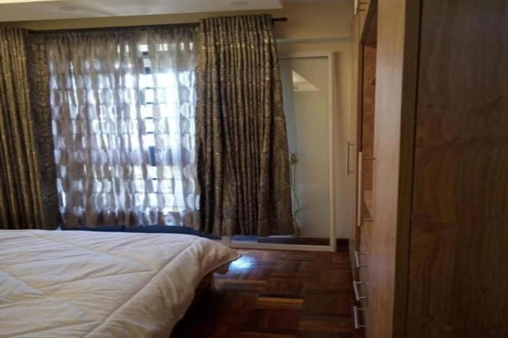 Room 3 of 20