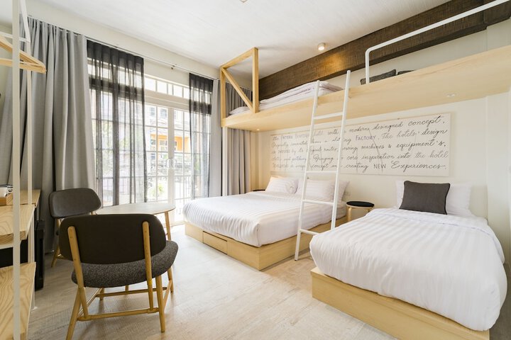 Room 20 of 73
