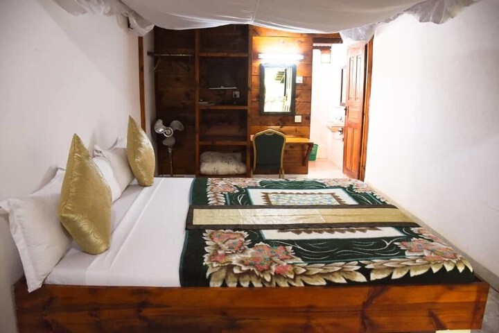Room 10 of 51