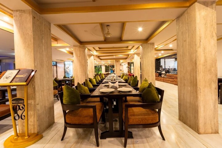 Dining 46 of 70