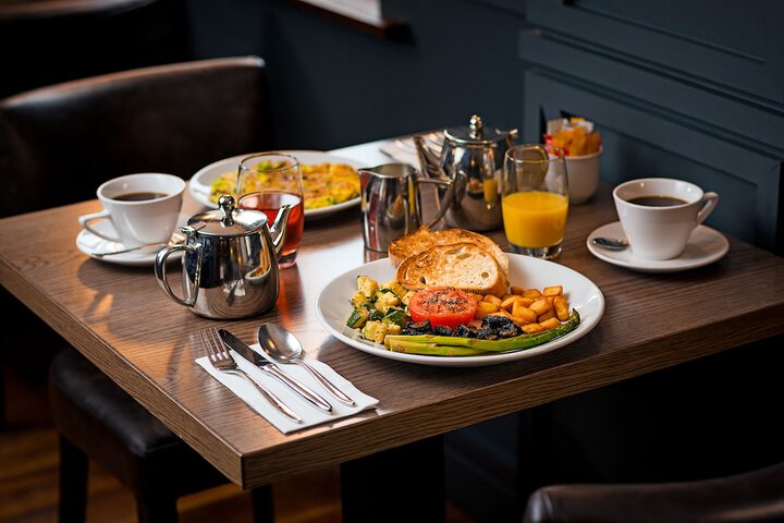 Breakfast/Coffee Service 42 of 55