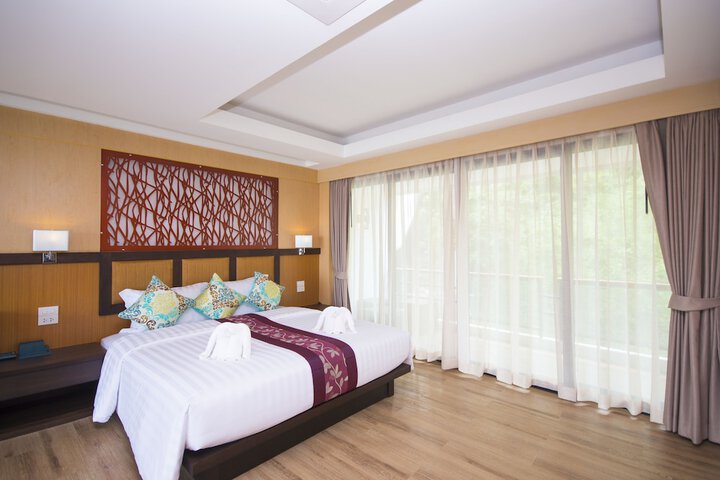 Room 25 of 119