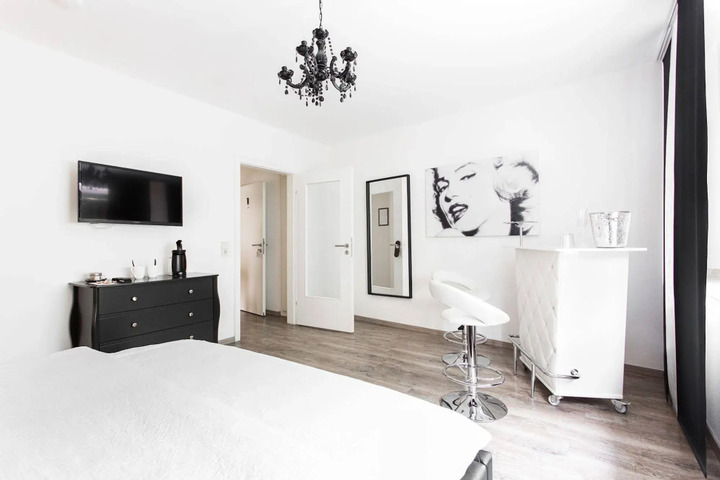 1ST FLOOR KOELN