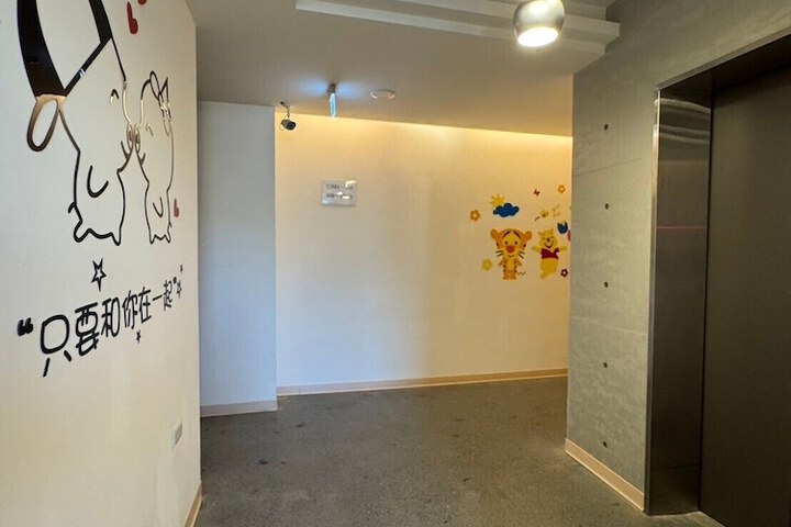 Room 71 of 118