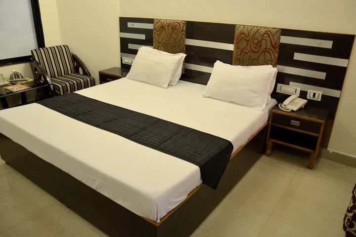 Room 18 of 55