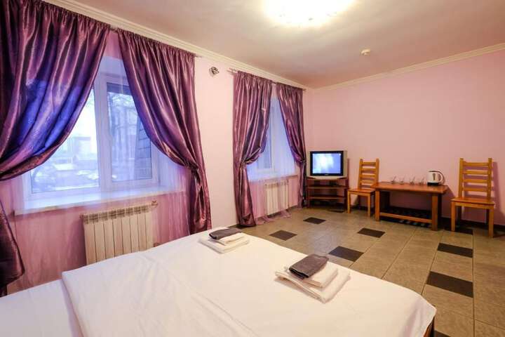 Room 16 of 27