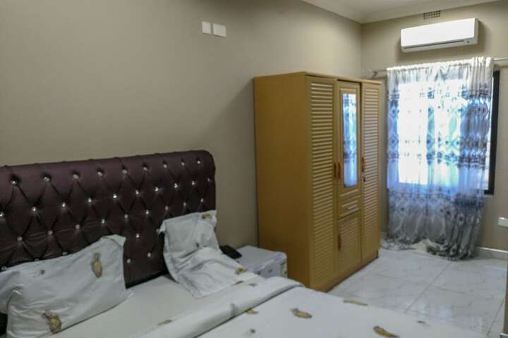 Room 16 of 51