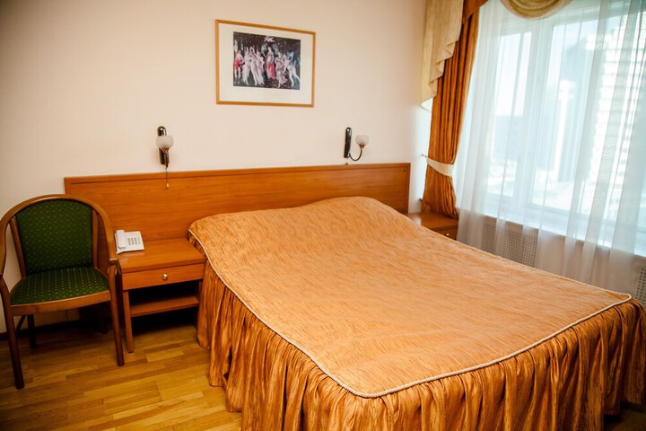 Room 25 of 59
