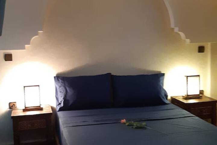 Room 12 of 104