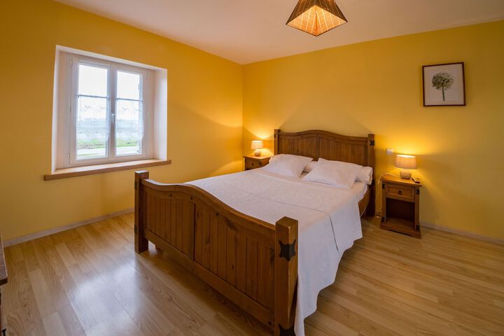 Room 15 of 36
