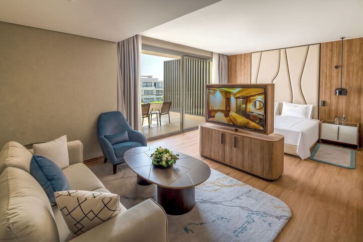 Room 4 of 95