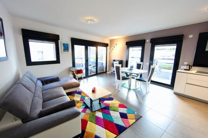 LE THEURIET - 5 MINUTES FROM THE LAKE