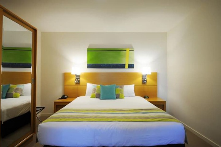Room 10 of 46