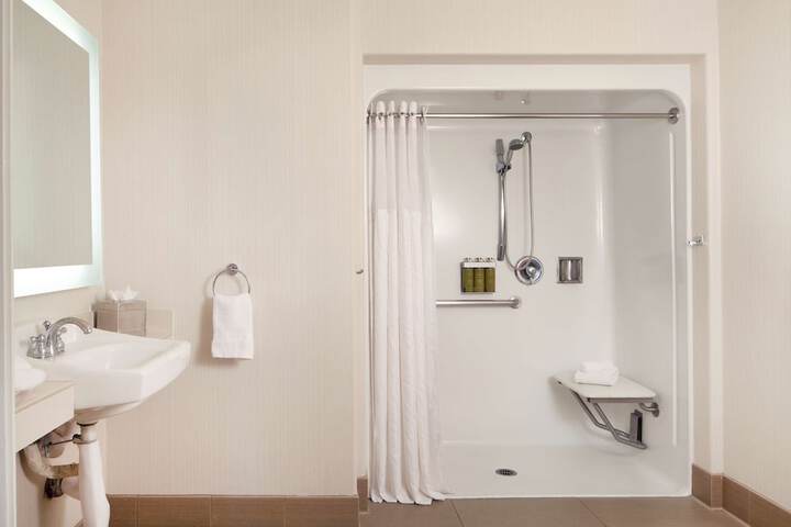 Bathroom shower