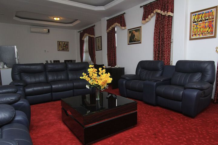 Room 30 of 62