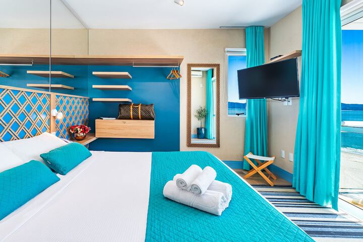 Hotel 76 of 86