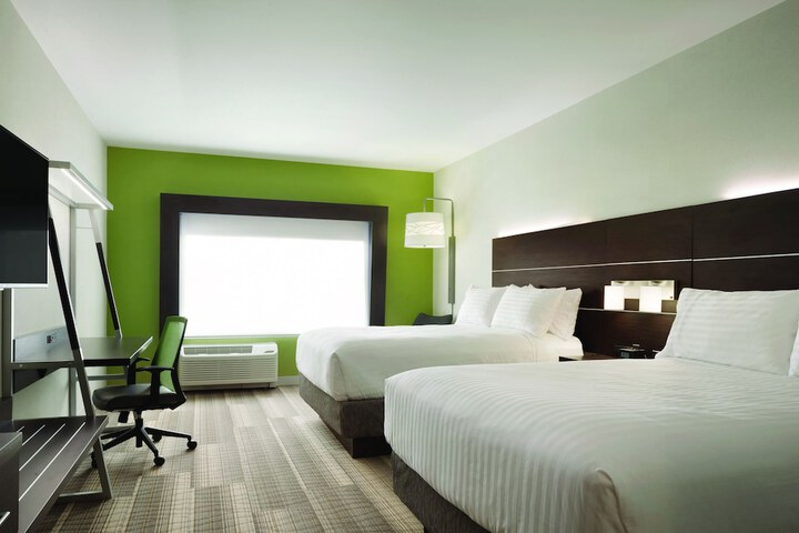 Room 8 of 41