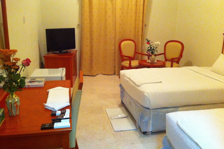 Room 11 of 64